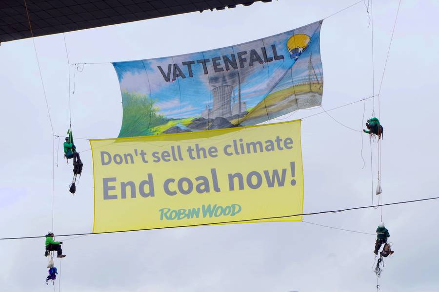 Foto "Vattenfall - Don't sell the cilmate, end coal now!" Foto "Vattenfall - Don't sell the cilmate, end coal now!"